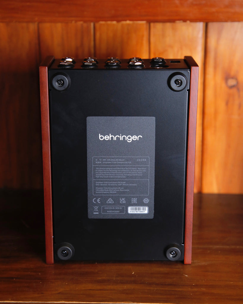 Behringer BM-14M Analogue Delay Pedal