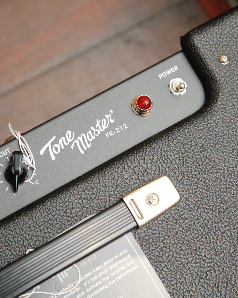 Fender Tone Master FR-212 1000-Watt Powered Speaker