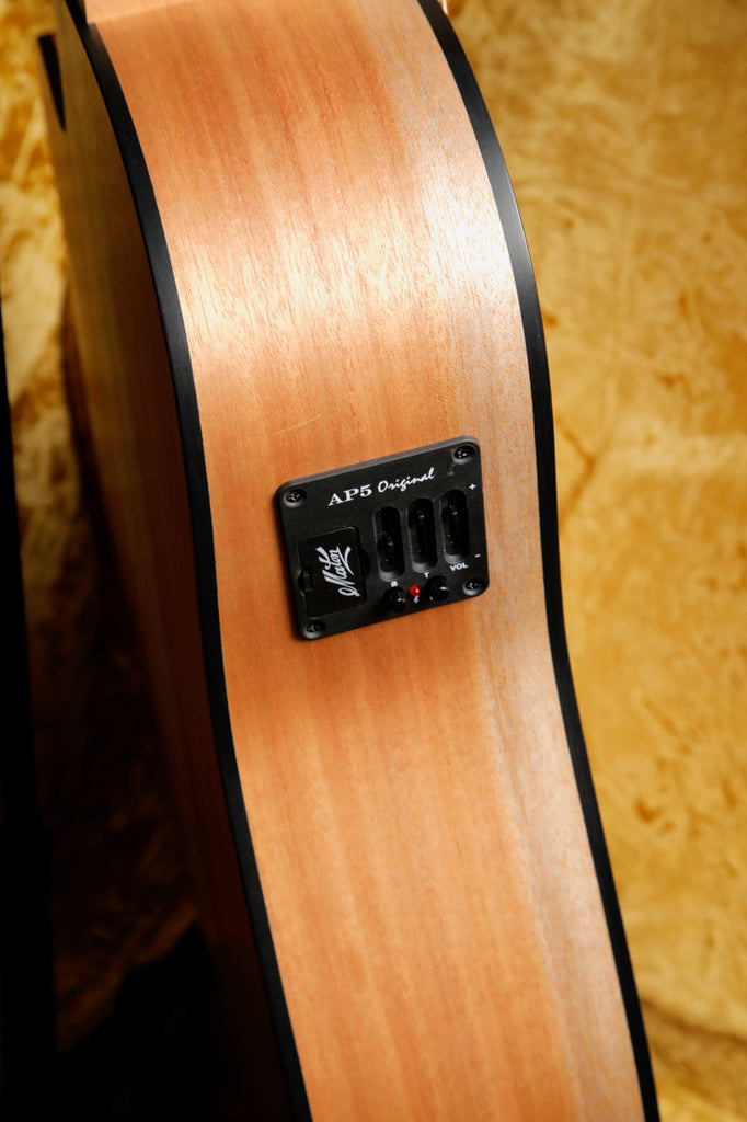 Maton SRS60C Dreadnought Cutaway Acoustic-Electric Guitar Pre-Owned