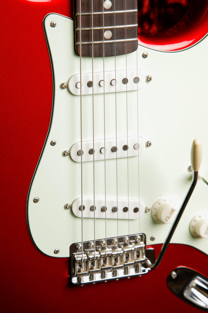 Fender American Original '60s Stratocaster Candy Apple Red Electric Guitar Pre-Owned