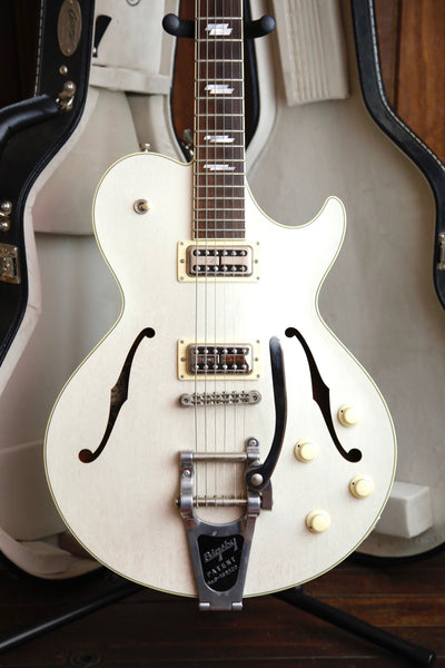 Collings SoCo Deluxe Semi-Hollow Electric Guitar Vintage White Pre-Owned