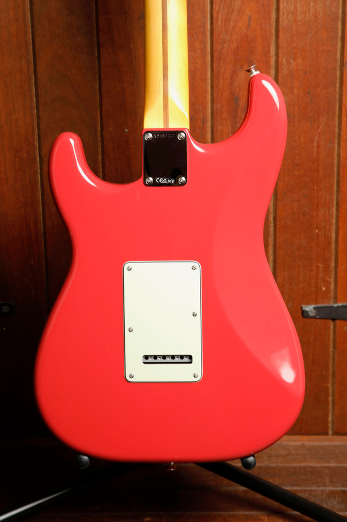 Fender American Professional Classic Stratocaster Faded Dakota Red Electric Guitar