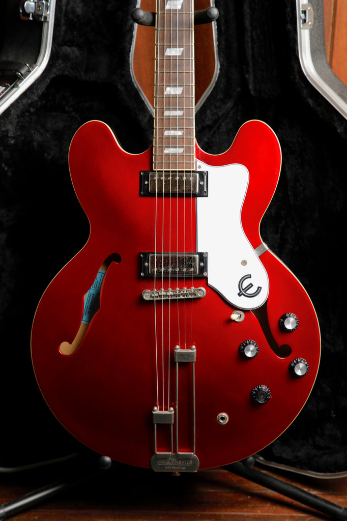 Epiphone Riviera Semi-Hollow Electric Guitar Sparkling Burgundy Pre-Owned