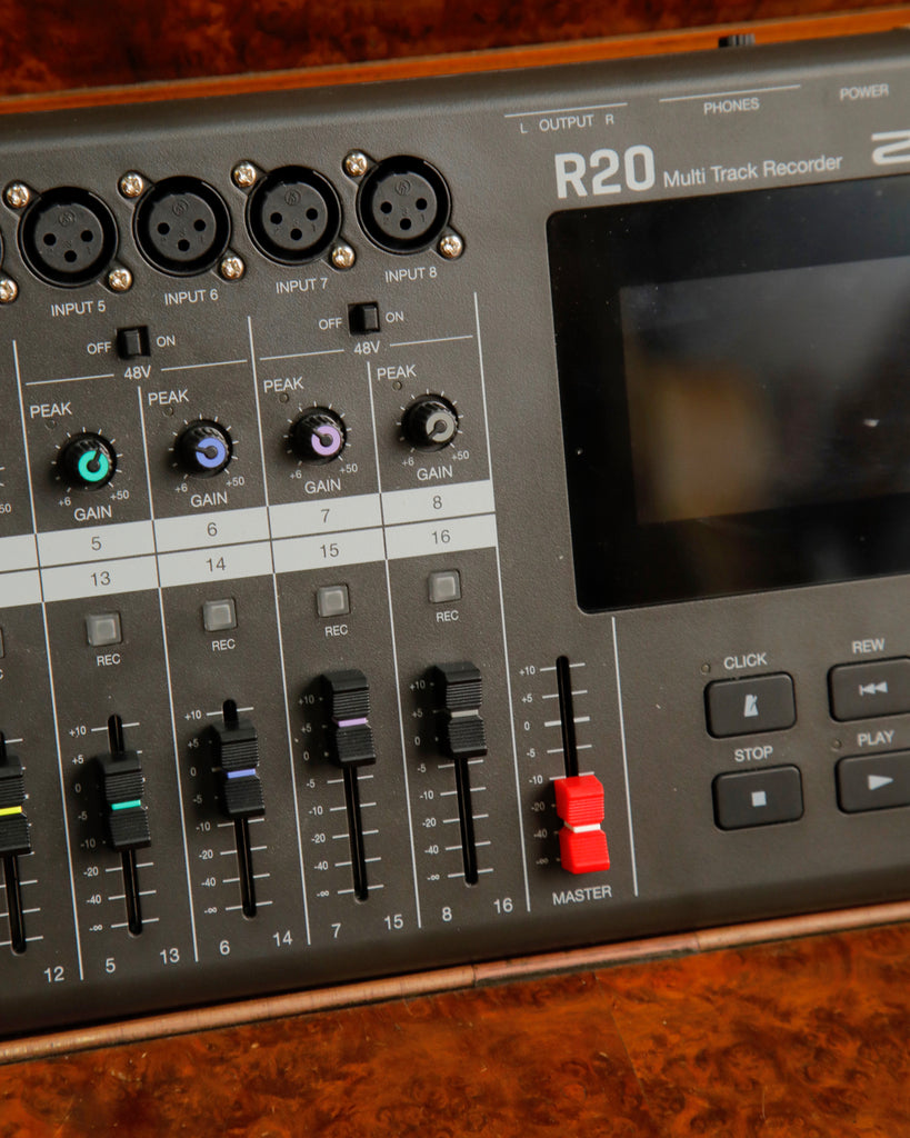 Zoom R20 Multi-Track Recorder Pre-Owned