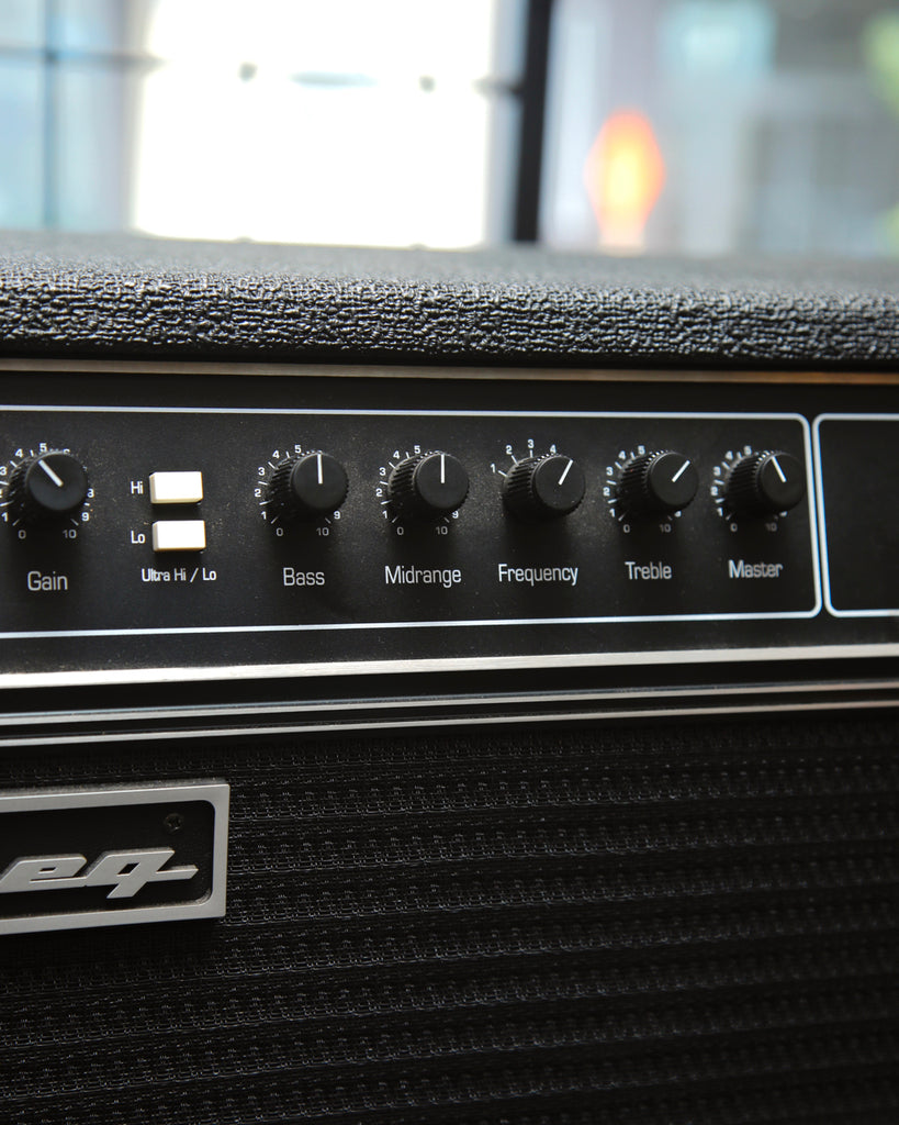 Ampeg SVT Classic SVT-CL 300-Watt All Valve Bass Amplifier Head Pre-Owned