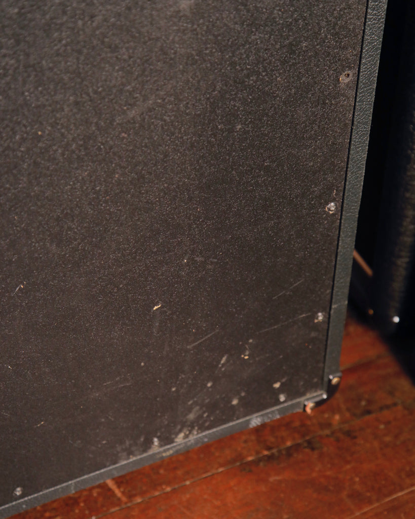 Marshall MC412B 200-Watt 4x12" Straight Guitar Speaker Cabinet Pre-Owned