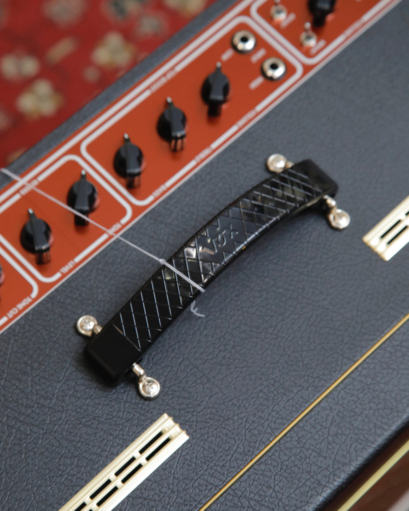 Vox AC15 Hand-Wired Guitar Amplifier Combo w/ Celestion Greenback Speakers