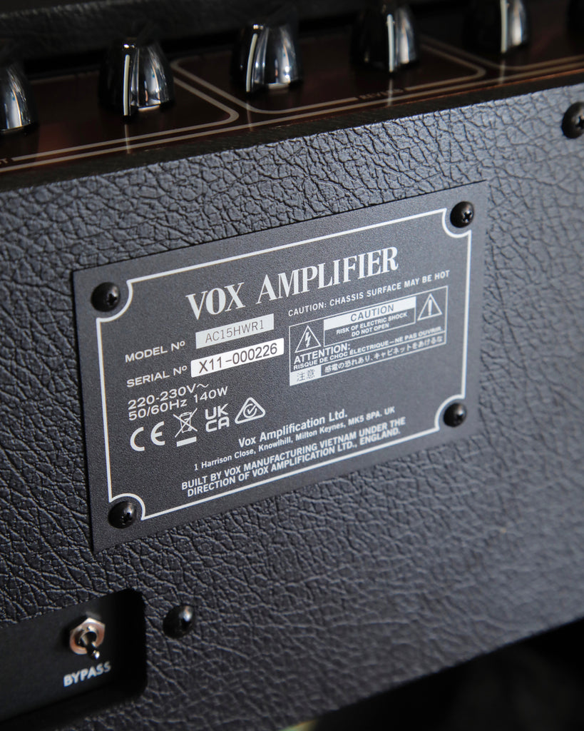 Vox AC15 Hand-Wired Guitar Amplifier Combo w/ Celestion Greenback Speakers