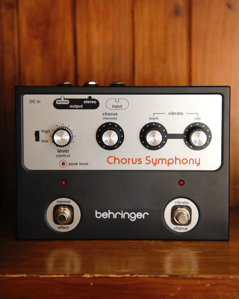 Behringer Chorus Symphony Pedal