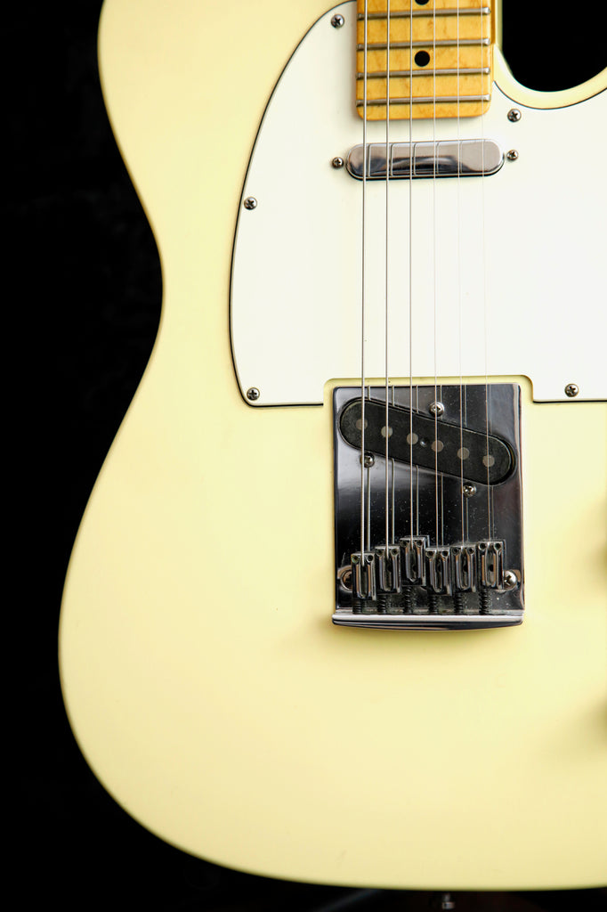 Fender Custom Shop Custom Classic Telecaster Vintage White Electric Guitar 2009