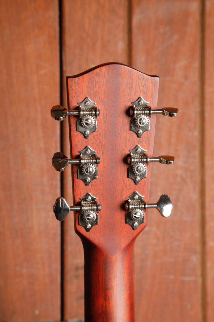 Eastman E1SS-DLX-SB Deluxe Sunburst Slope Shoulder Acoustic-Electric Guitar