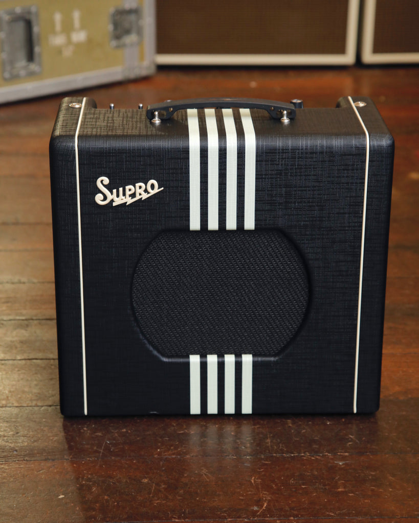 Supro Delta King 10 Valve Guitar Amplifier Combo Black/Cream