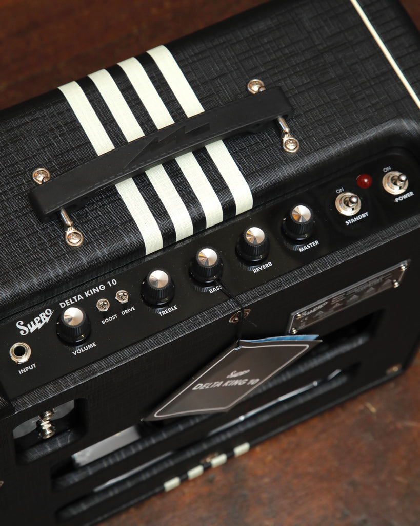 Supro Delta King 10 Valve Guitar Amplifier Combo Black/Cream