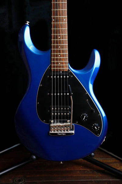 Ernie Ball Music Man Silhouette Special HSS Tremolo Blue Pearl Electric Guitar 2001 Pre-Owned