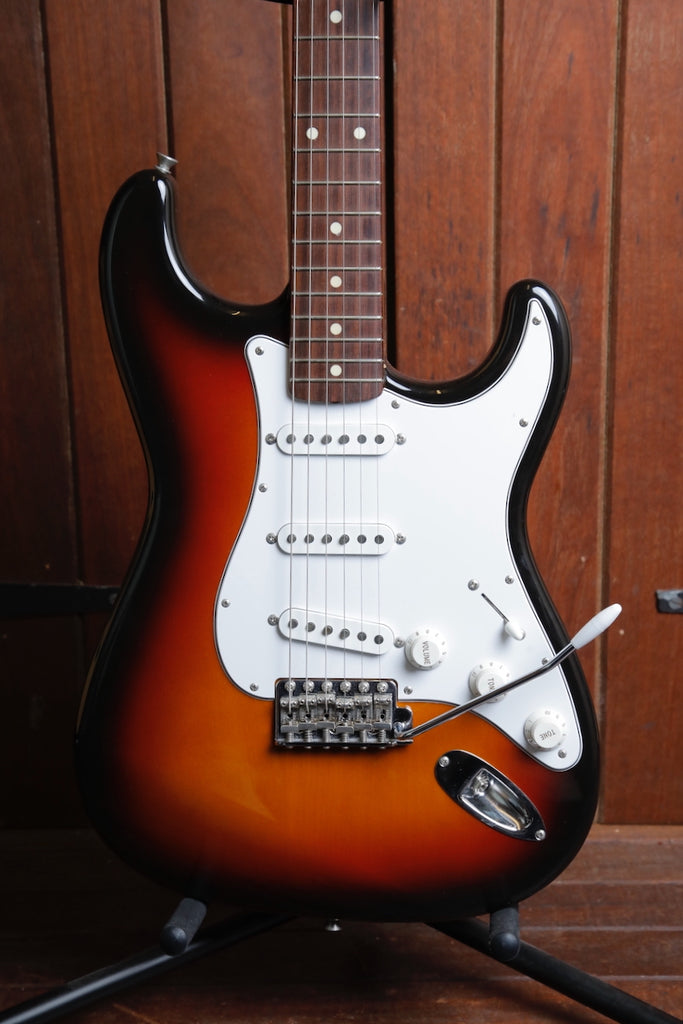Fender Stratocaster 2001 Made in Japan Sunburst Pre-Owned