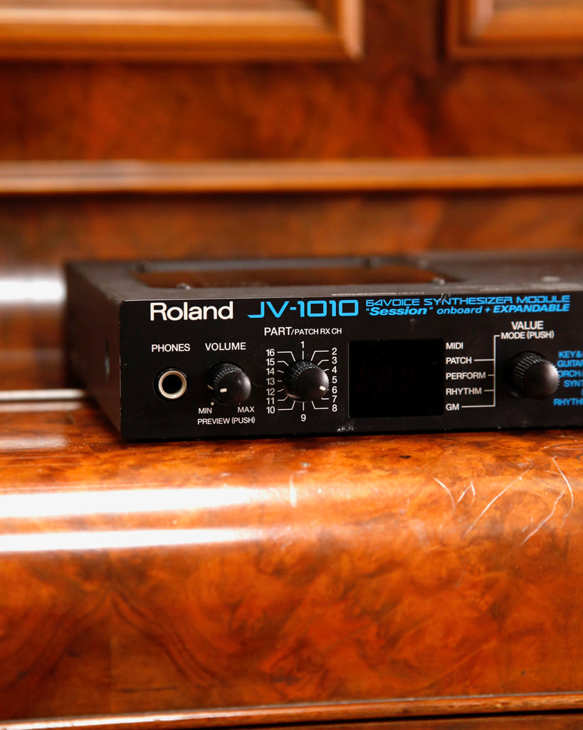 Roland JV-1010 64-Voice Synthesizer Module Pre-Owned