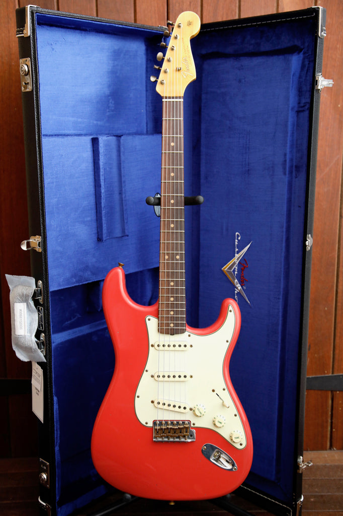 Fender Custom Shop 1964 Stratocaster Journeyman Aged Fiesta Red Electric Guitar