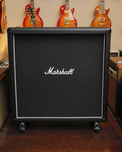 Marshall MX412B 240-Watt Straight Guitar Speaker Cabinet Pre-Owned