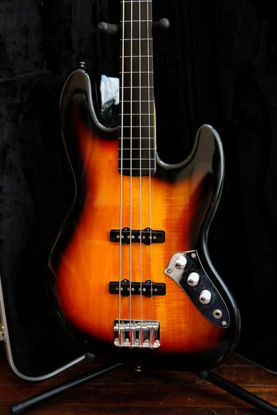 Squier Vintage Modified Fretless Jazz Bass 3-Color Sunburst Pre-Owned