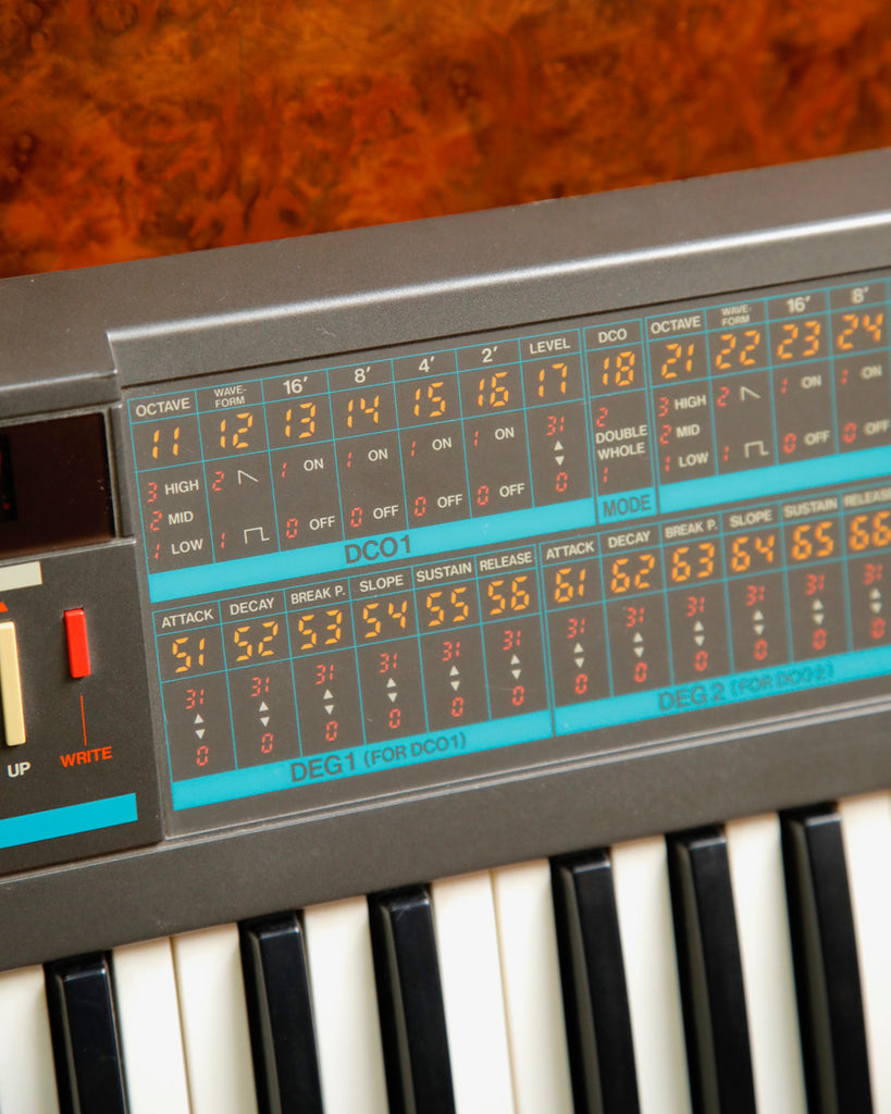 Korg Poly-800 8-Voice Analogue Synthesiser 1980s Pre-Owned