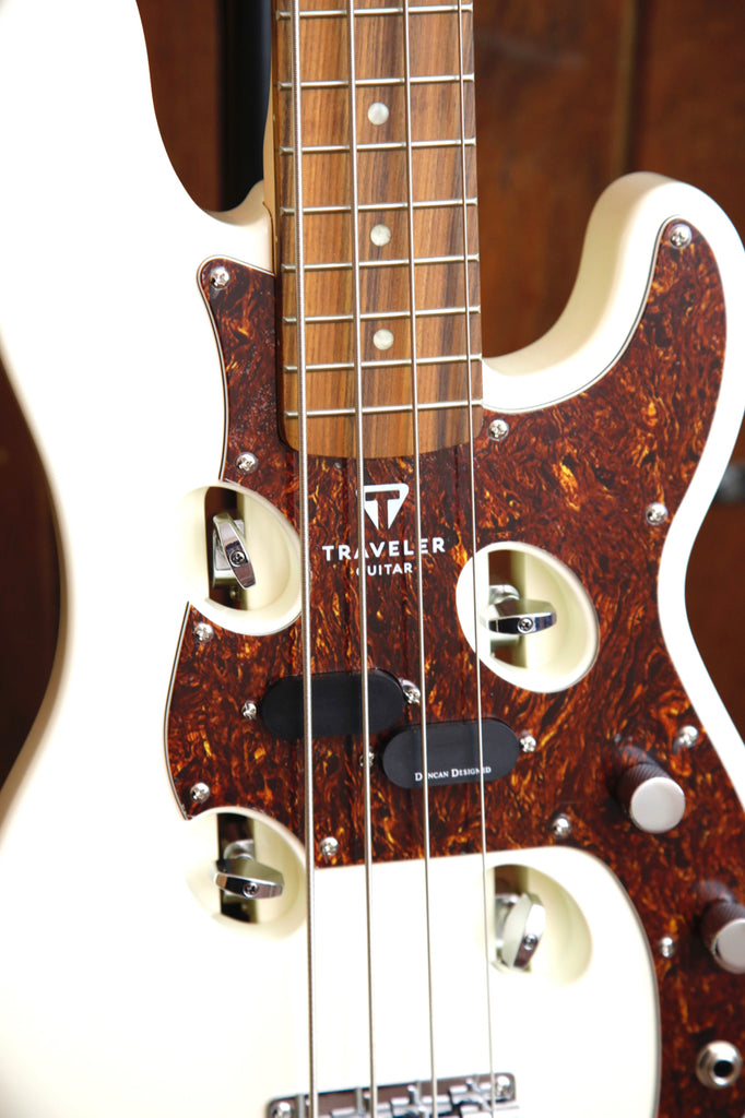Traveler Guitar Tb-4P Bass Guitar Pearl White