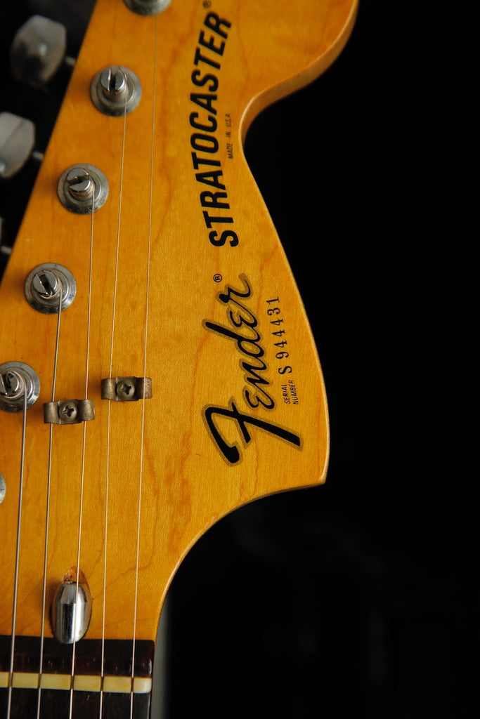 Fender International Series Stratocaster Arctic White 1981 Vintage Guitar Pre-Owned