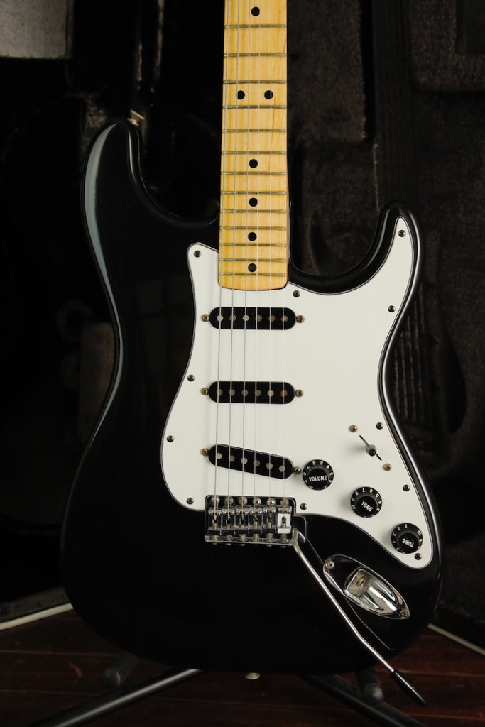 Fender International Series Stratocaster Cathay Black 1981 Vintage Guitar Pre-Owned