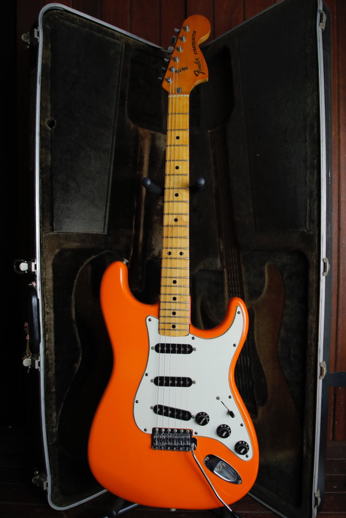 Fender International Series Stratocaster Capri Orange 1981 Vintage Guitar Pre-Owned