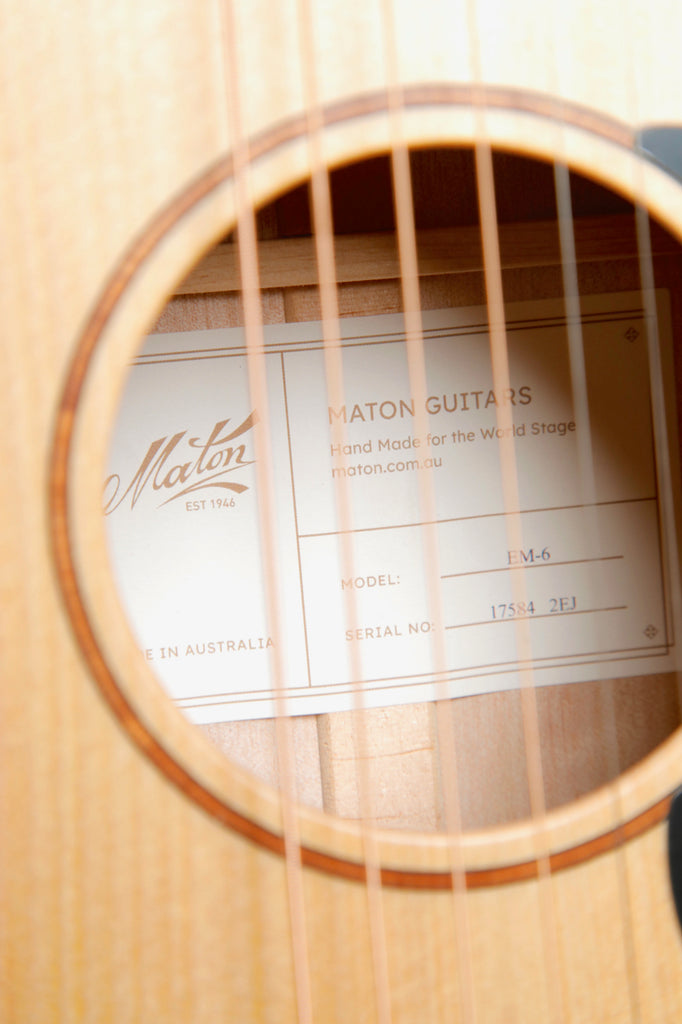 Maton EM6 Mini Maton Bunya/Maple Acoustic-Electric Guitar