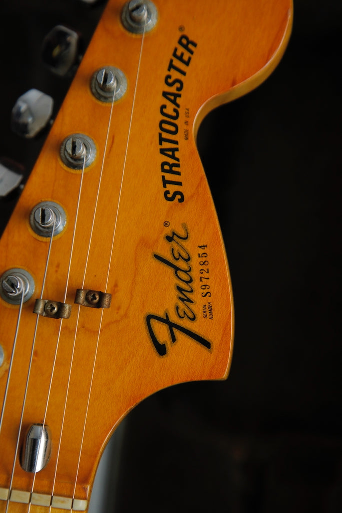 Fender International Series Stratocaster Capri Orange 1981 Vintage Guitar Pre-Owned