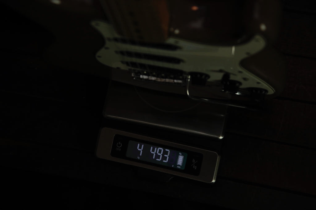 Fender International Series Stratocaster Sahara Taupe 1981 Vintage Guitar Pre-Owned