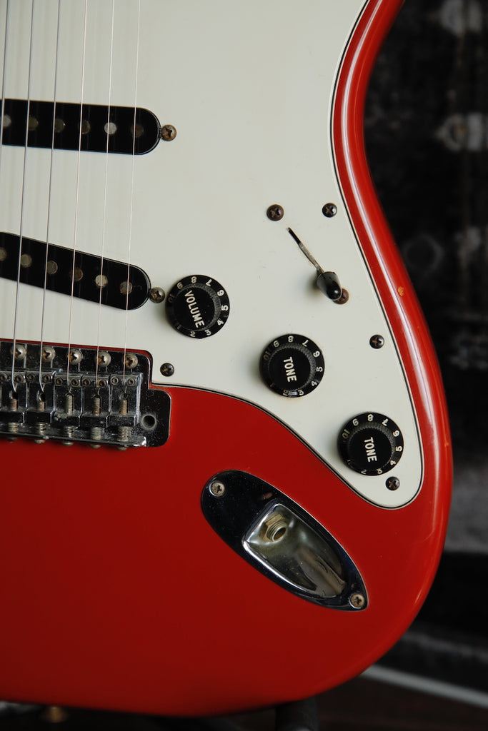 Fender International Series Stratocaster Morocco Red 1981 Vintage Guitar Pre-Owned