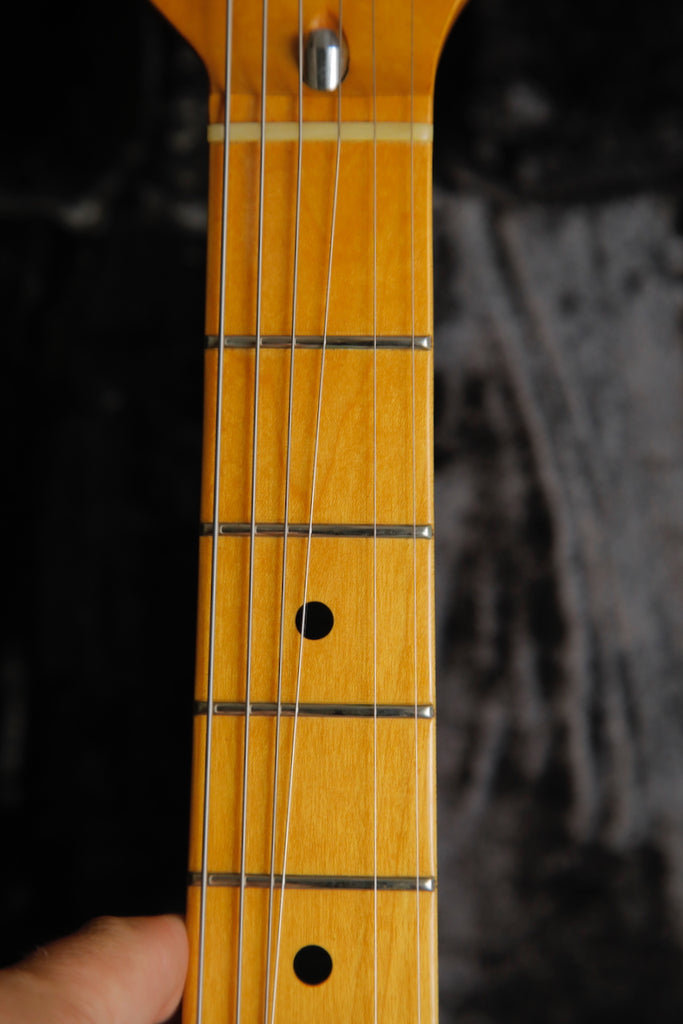 Fender International Series Stratocaster Morocco Red 1981 Vintage Guitar Pre-Owned