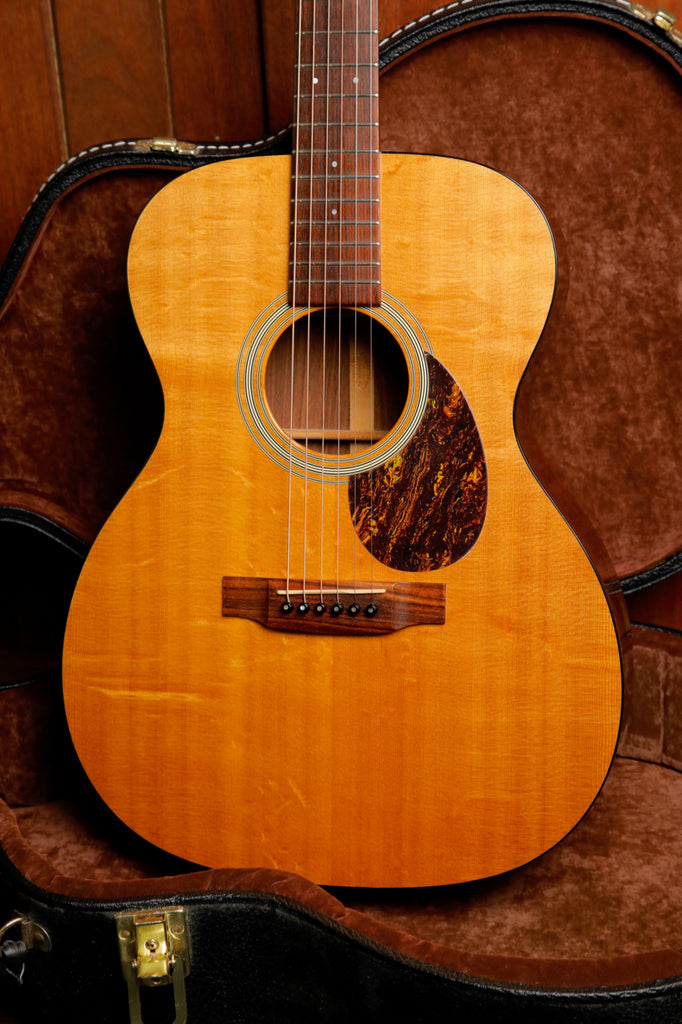 Martin OM-21 Orchestra Model Acoustic Guitar 2002 Pre-Owned