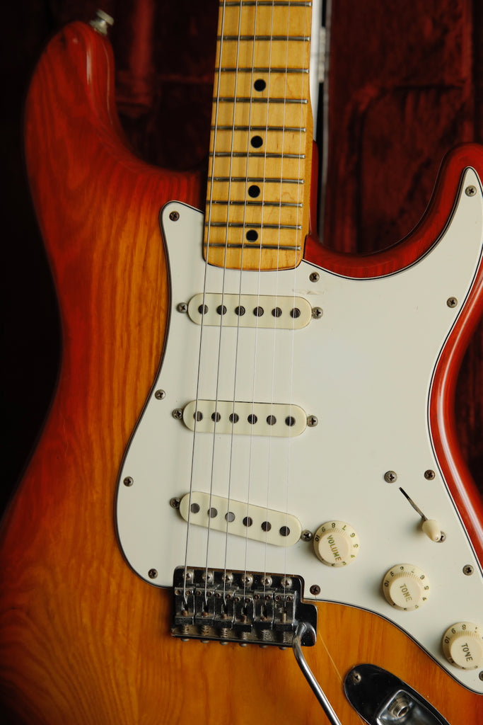 Fender International Series Stratocaster Sienna Sunburst 1981 Vintage Guitar Pre-Owned