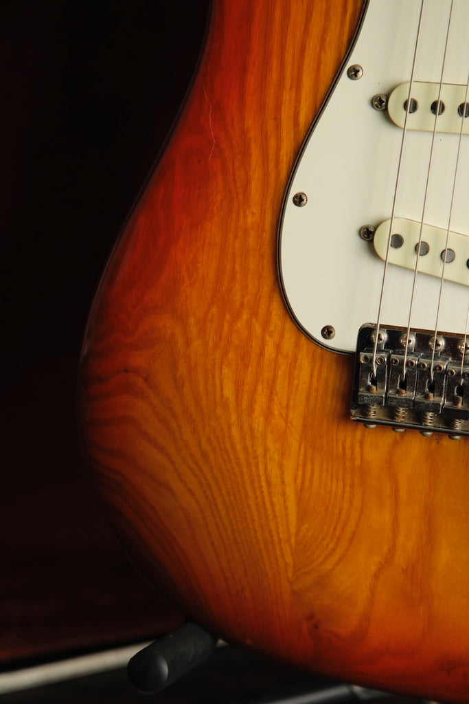 Fender International Series Stratocaster Sienna Sunburst 1981 Vintage Guitar Pre-Owned