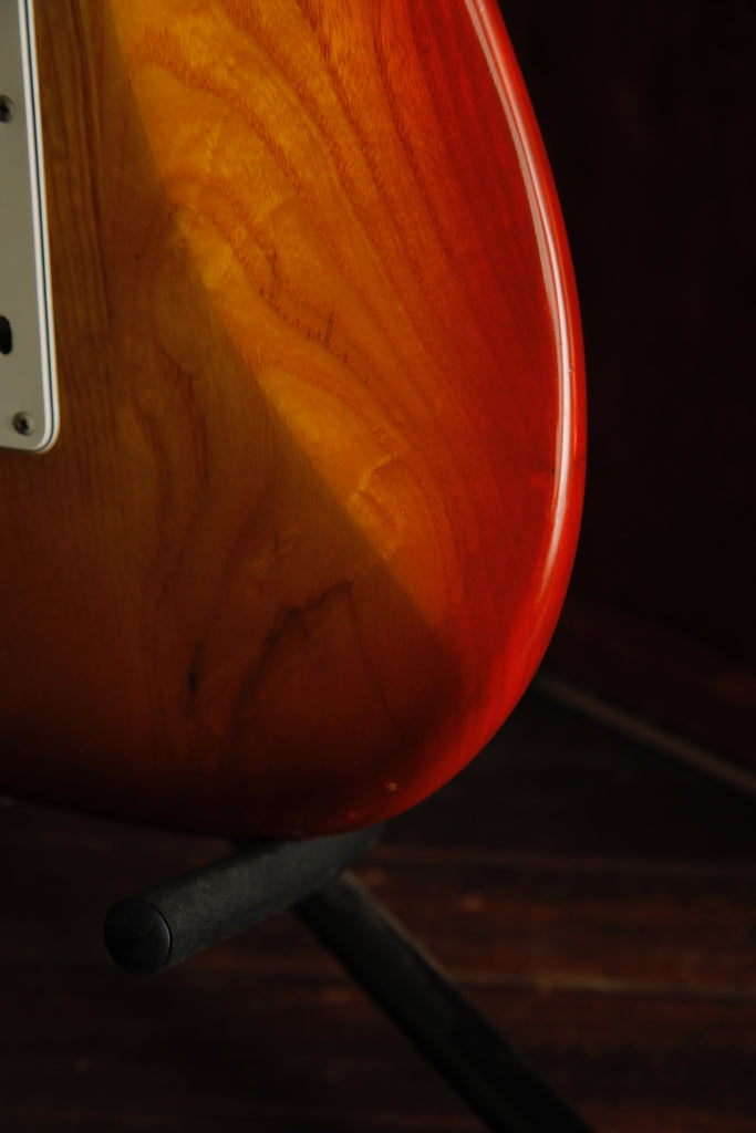 Fender International Series Stratocaster Sienna Sunburst 1981 Vintage Guitar Pre-Owned