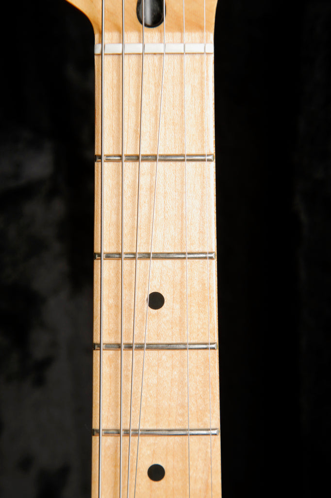 Fender Player Series Stratocaster Polar White Maple w/ Case Pre-Owned