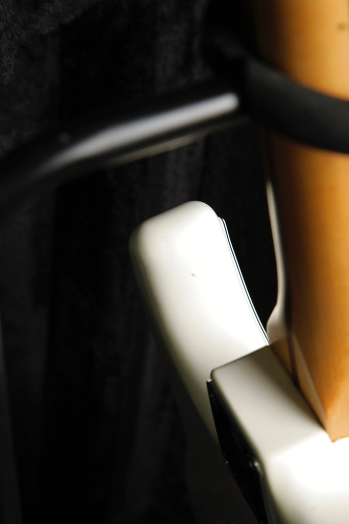 Fender Player Series Stratocaster Polar White Maple w/ Case Pre-Owned