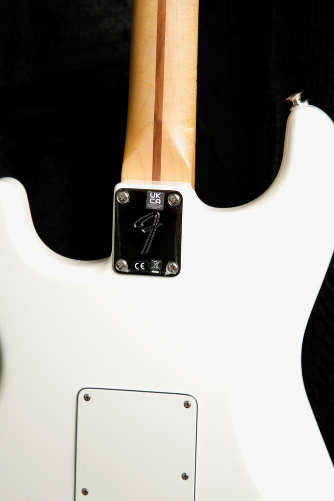 Fender Player Series Stratocaster Polar White Maple w/ Case Pre-Owned