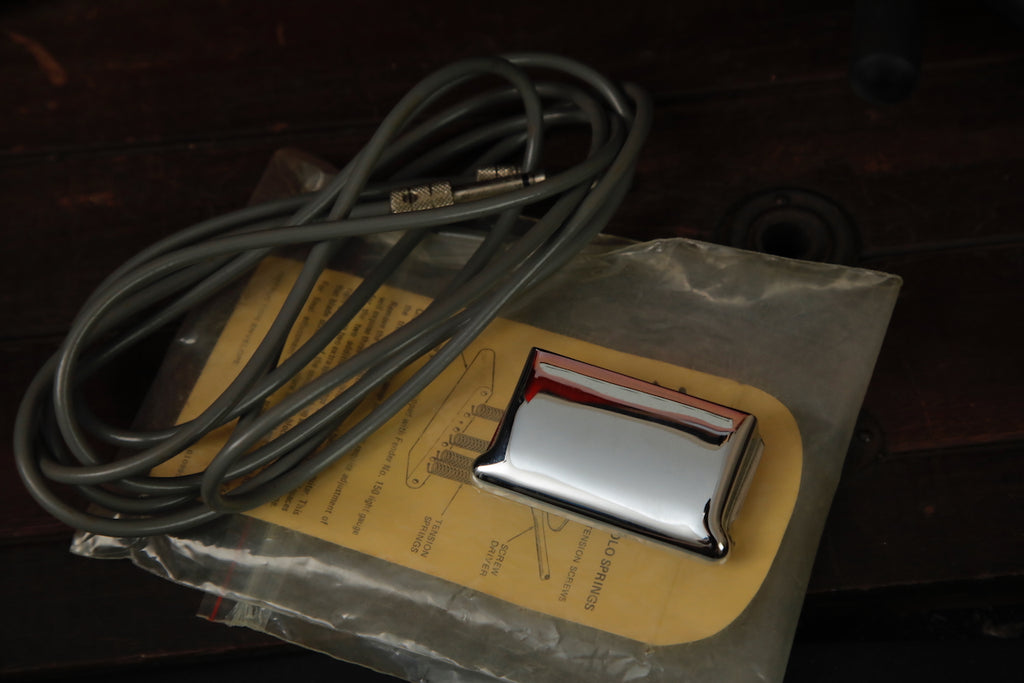 Fender International Series Stratocaster Cherry Burst 1981 Vintage Guitar Pre-Owned