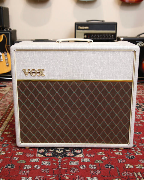 Vox AC15HW1X 15W 1x12" Hand-Wired Valve Combo Amplifier Pre-Owned