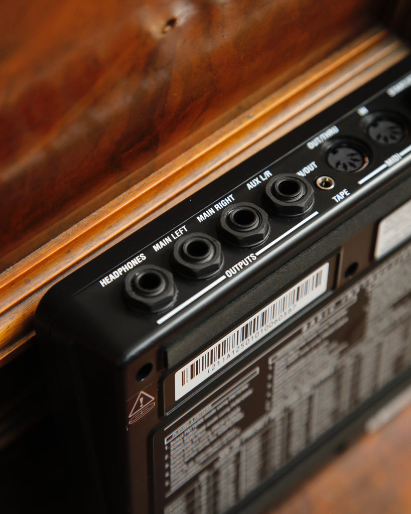 Alesis SR-16 Standalone Drum Machine