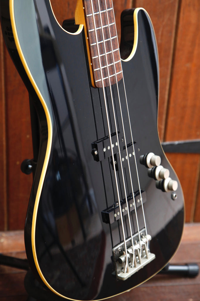 Fender Japan Aerodyne Jazz Bass Deluxe Black 1995 Pre-Owned