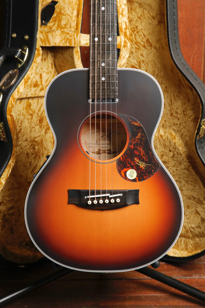 Maton Troubadour Mini EMTB-6 Acoustic-Electric Guitar