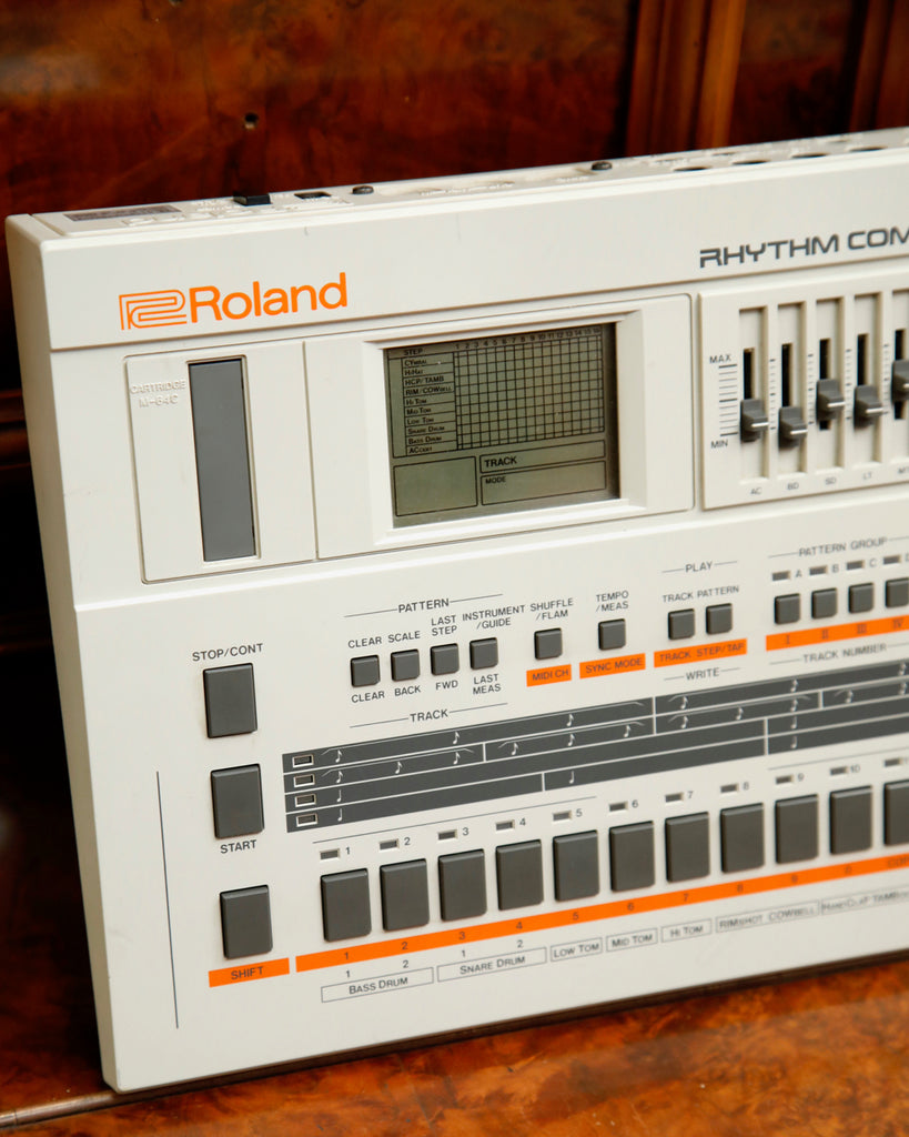 Roland TR-707 Rhythm Composer Drum Machine 1985 Pre-Owned