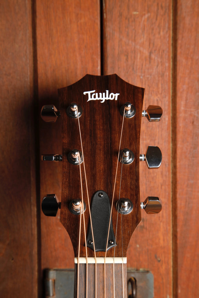 Taylor Academy 22e Layered Walnut Acoustic-Electric Guitar