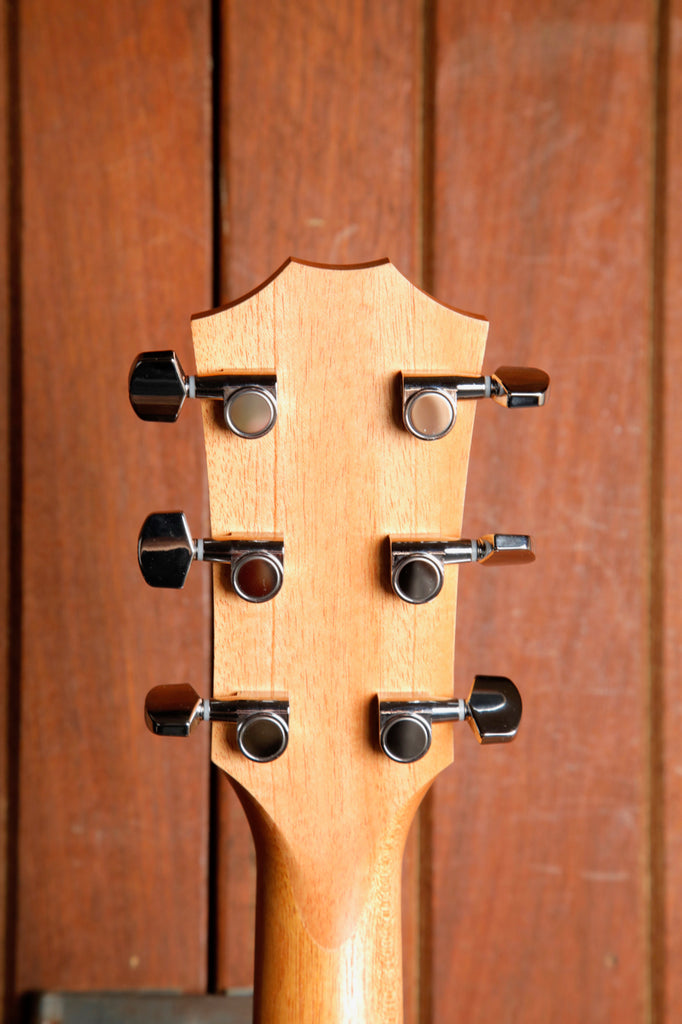 Taylor Academy 22e Layered Walnut Acoustic-Electric Guitar