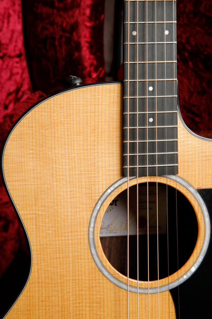 Taylor 214ce Plus Grand Auditorium Acoustic-Electric Guitar
