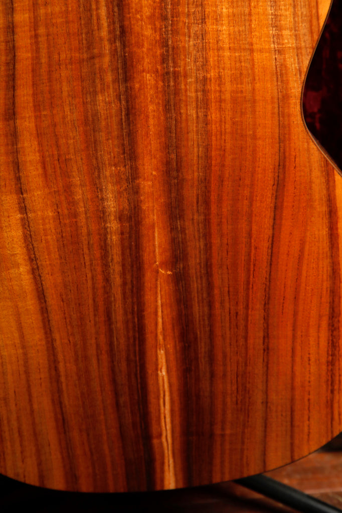 Taylor 724ce Hawaiian KoaAcoustic-Electric Guitar